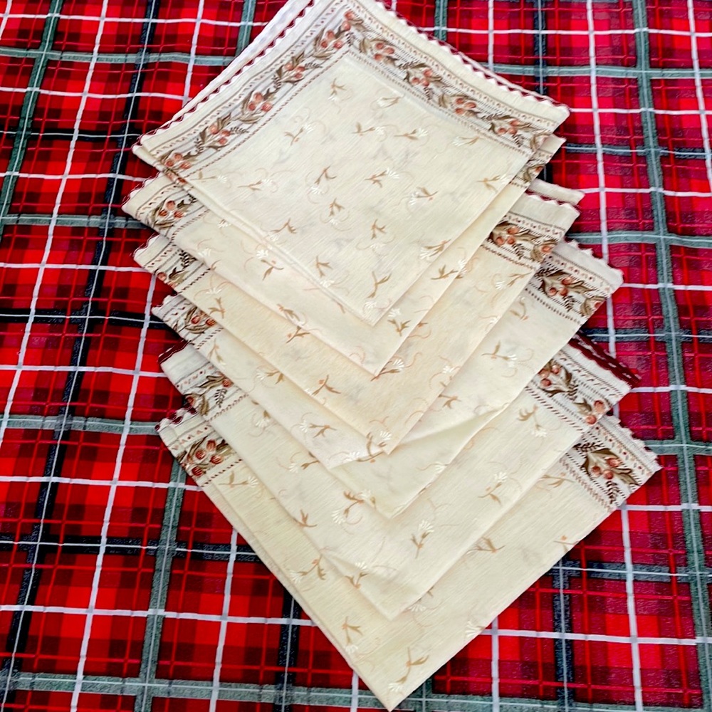 Cotton cream flowers dining table cloths napkins 6pcs